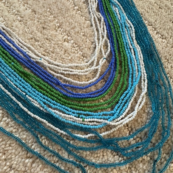 Multicolor Beaded Necklace and Earring Set - Picture 5 of 7